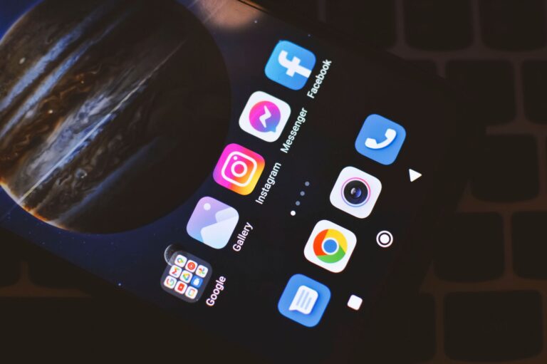Comment les réseaux sociaux impactent-ils le marketing digital ?