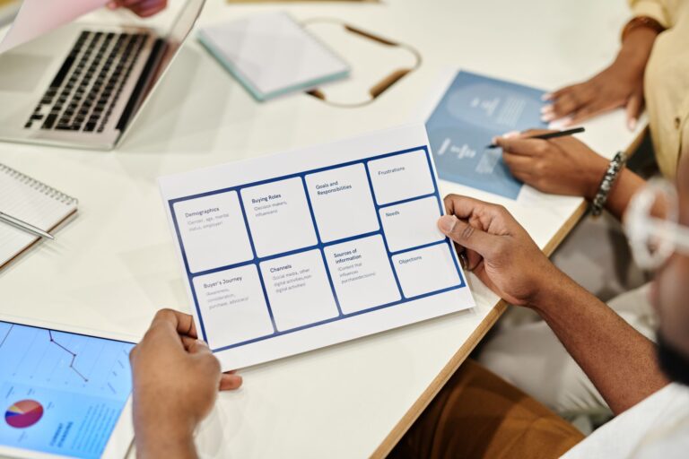 Comment réussir son insertion professionnelle dans les start-ups ?