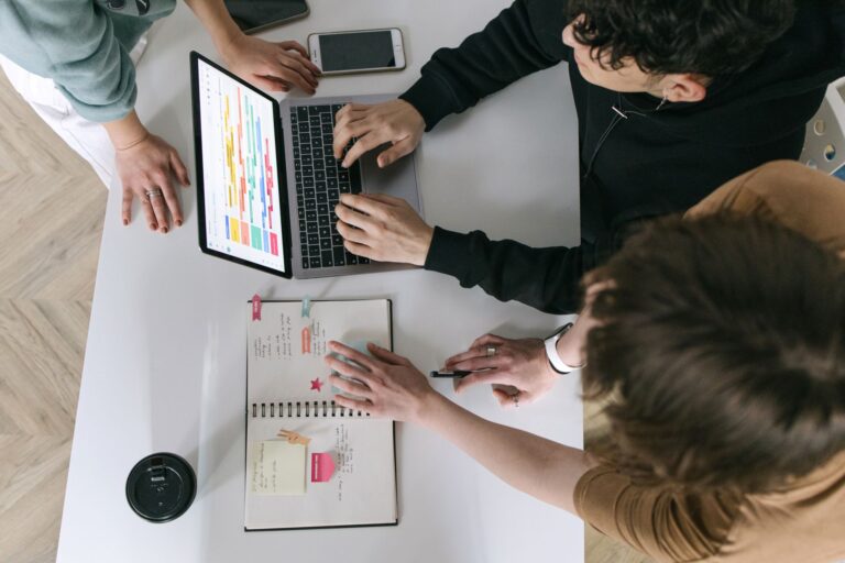 Comment les start-ups transforment-elles les industries traditionnelles ?