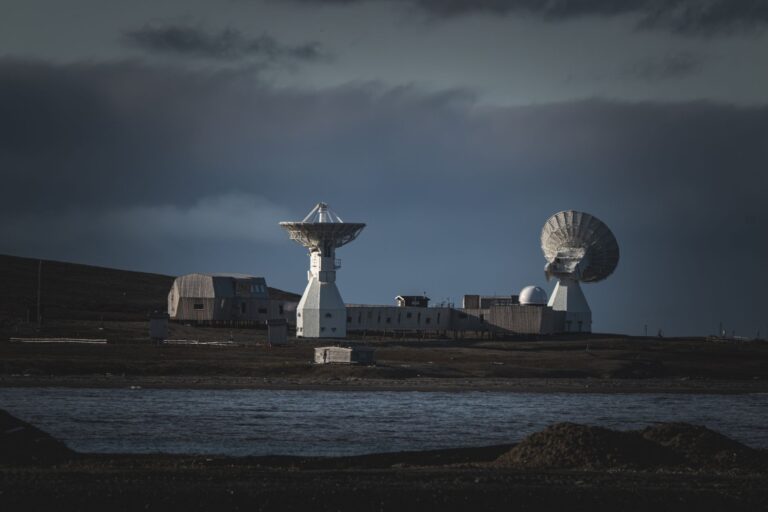 Quelles sont les dernières innovations dans les télécommunications satellites ?