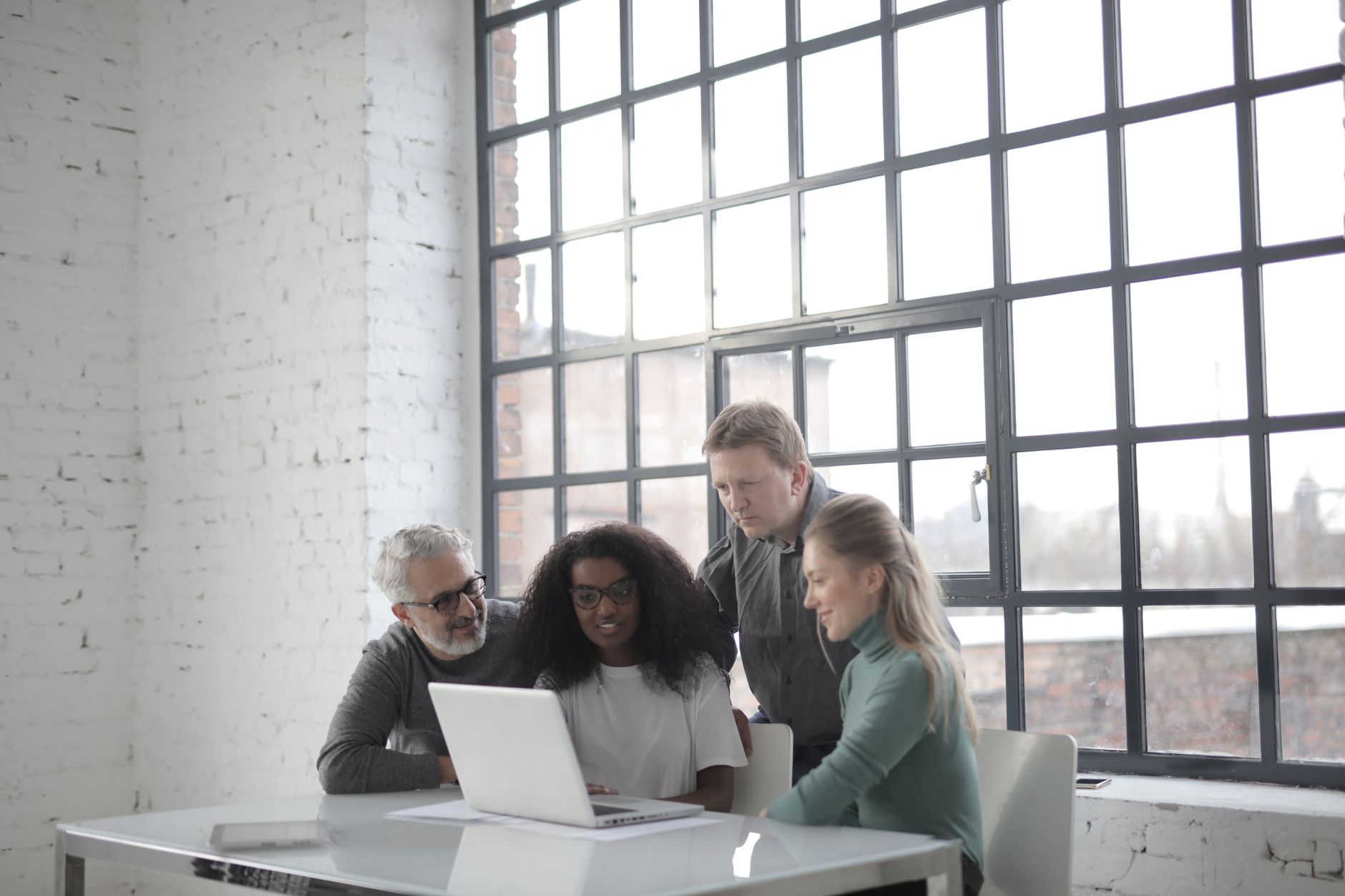 Comment les start-ups influencent-elles la transformation digitale des PME ?
