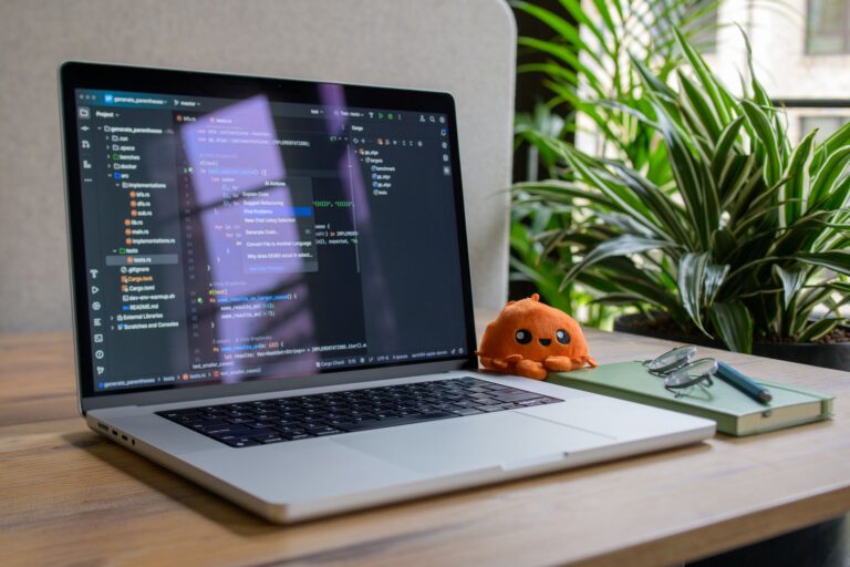 Quels outils informatiques sont indispensables pour le télétravail ?